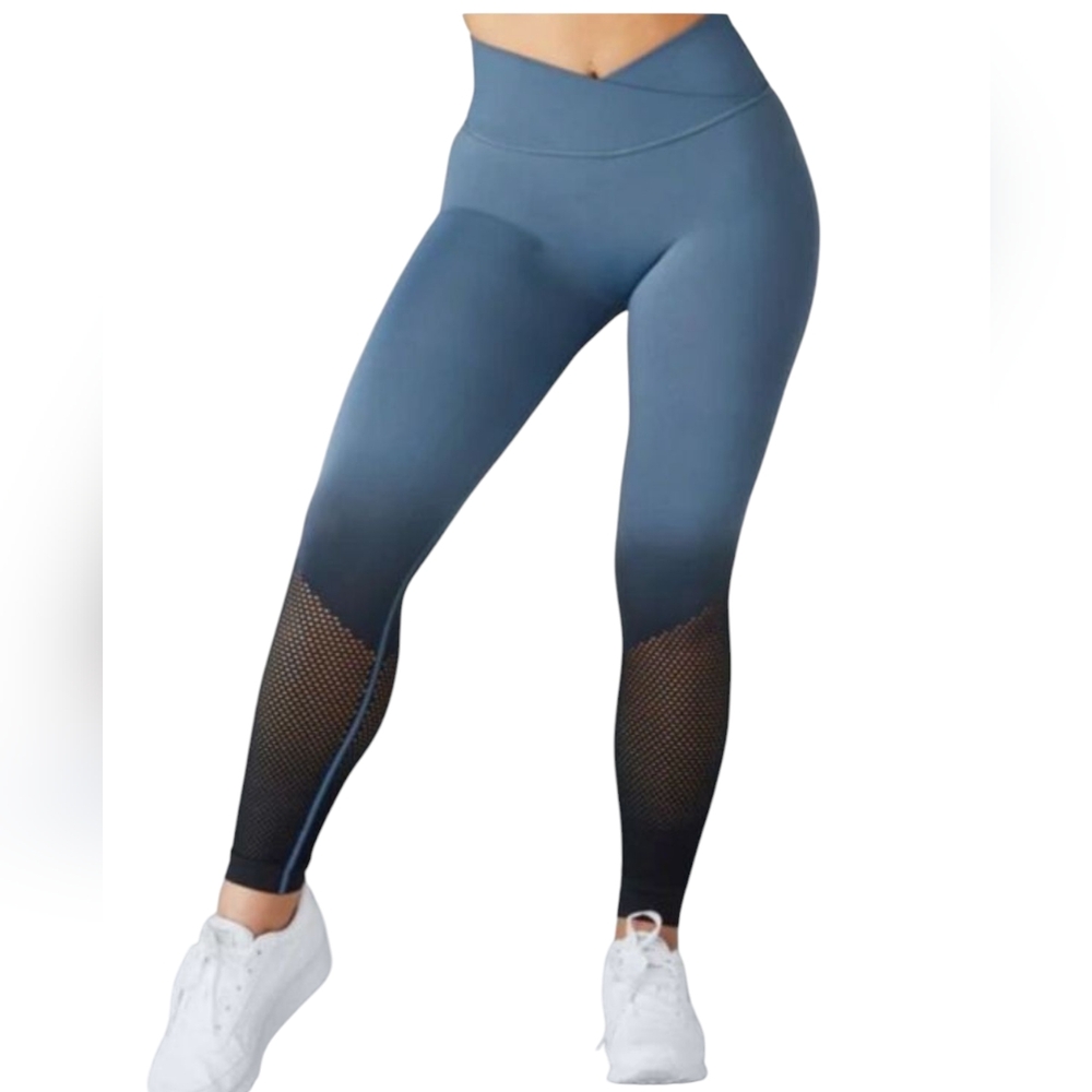 SHEFIT  Washed Denim Ombreby Seamless Leggings
